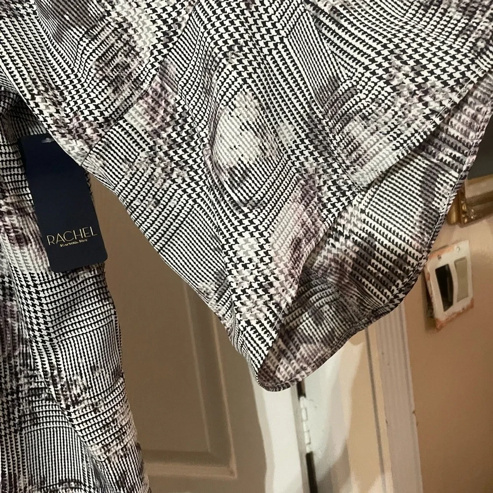 New Rachel Rachel Roy Hunter bell sleeve top plus size 3X 🌹🌺🌸 BC BAG 08